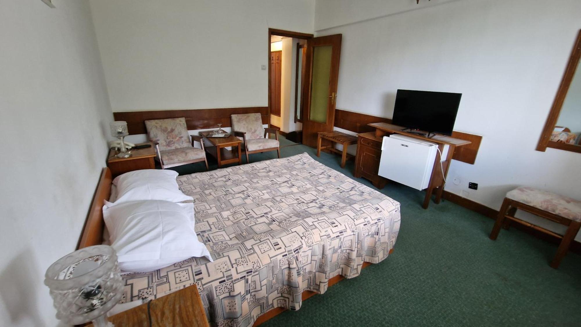 Hotel Bradul - Covasna Eksteriør billede