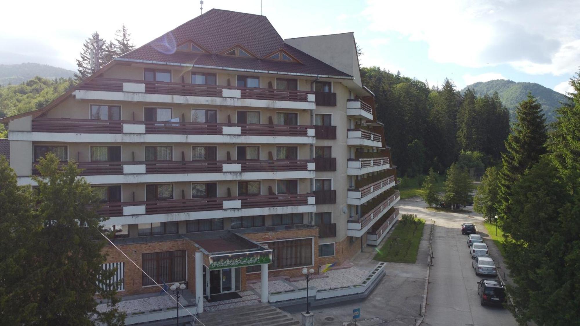 Hotel Bradul - Covasna Eksteriør billede